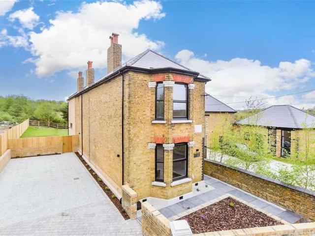 Farm for sale in Frindsbury