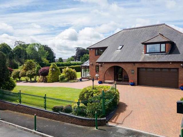 Farm for sale in Groes-faen, Wales