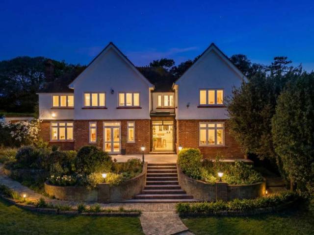 Farm for sale in Acol, Kent