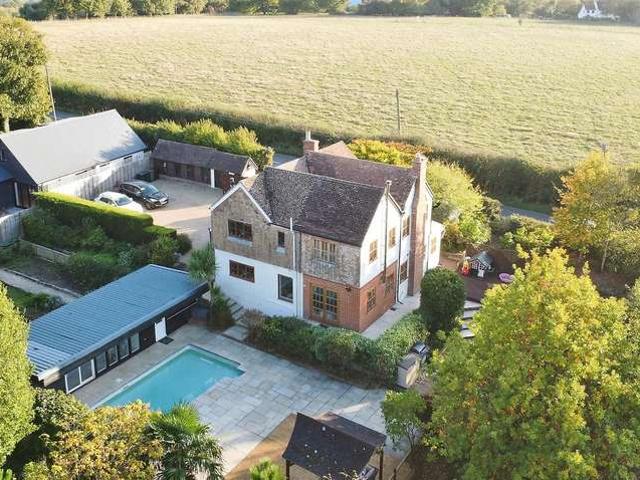 Farm for sale in Sandown Park, Kent