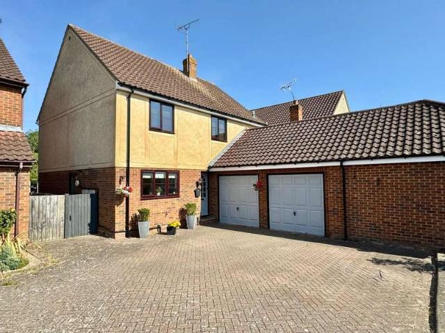 Farm for sale in Maldon, Essex