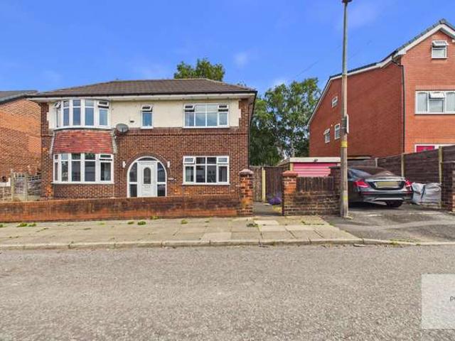 Farm for sale in Chesham, Bury