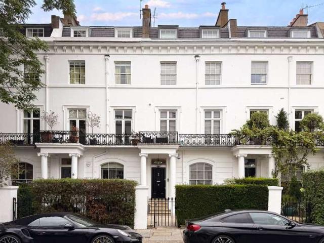 Farm for sale in Brompton, Greater London