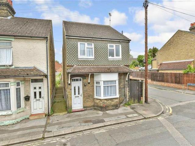 Farm for sale in Grove Park, Oad Street