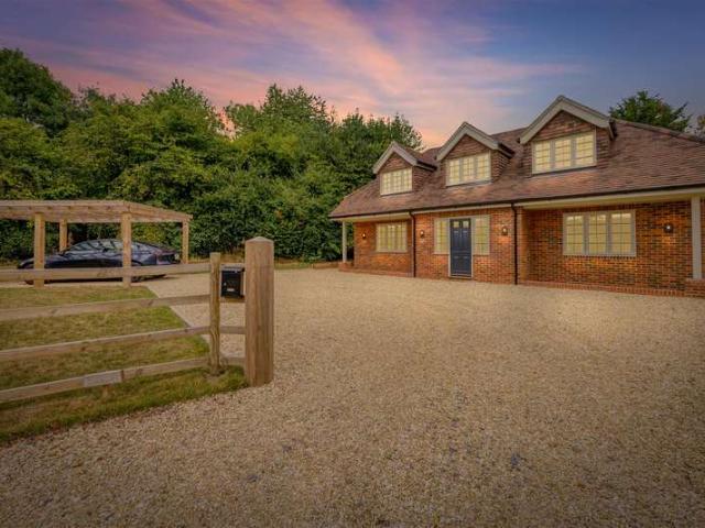 Farm for sale in Berrick Salome, Oxfordshire