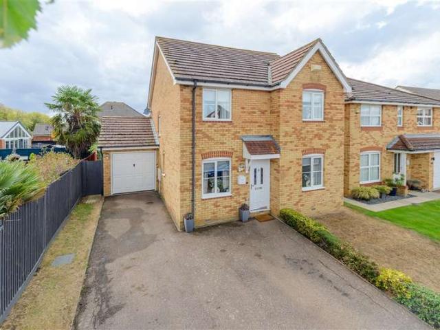 Farm for sale in High Halstow