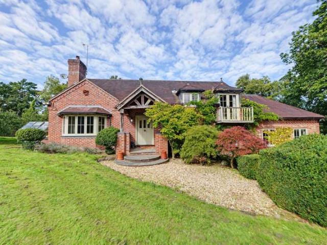 Farm for sale in Wolverley and Cookley, Wyre Forest