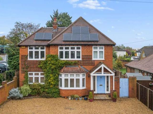 Farm for sale in Denham, Gerrards Cross and Chalfonts Community Board, Chalfont St. Peter