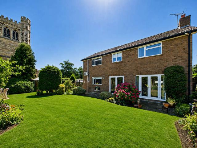 Farm for sale in West Bletchley, Bletchley