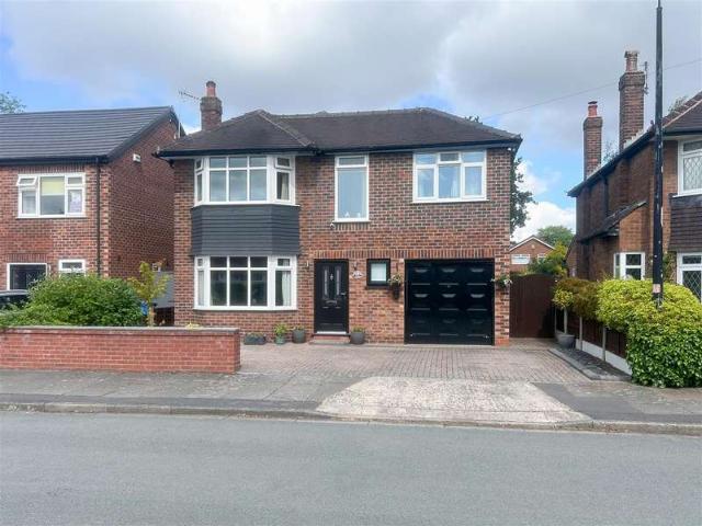 Farm for sale in Ashton upon Mersey, Trafford Park