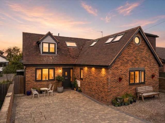Farm for sale in Calverton End, Milton Keynes