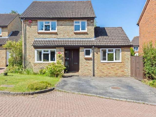 Farm for sale in Pachesham Park, Surrey