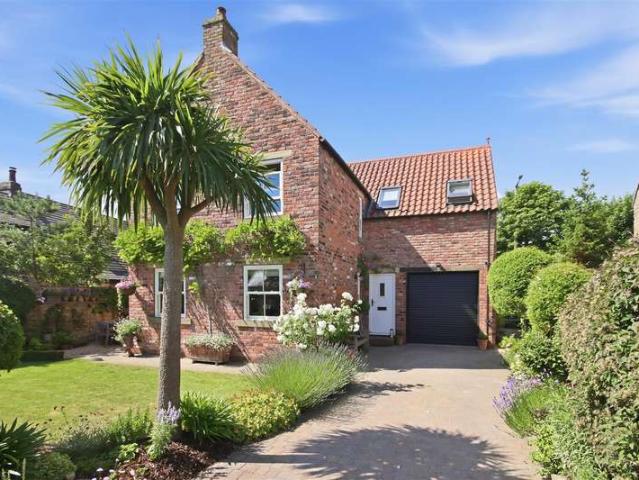 Farm for sale in Elmton, East Midlands