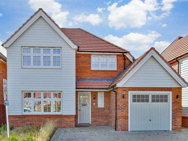 Farm for sale in Strood