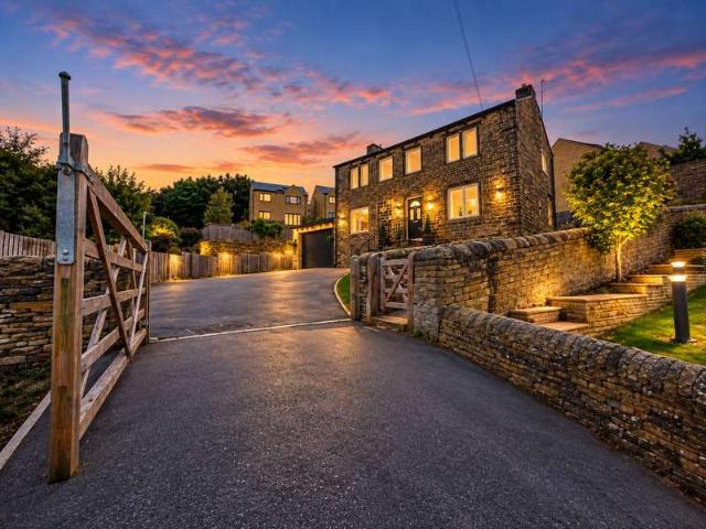 Farm for sale in East Hill Way, Kirklees