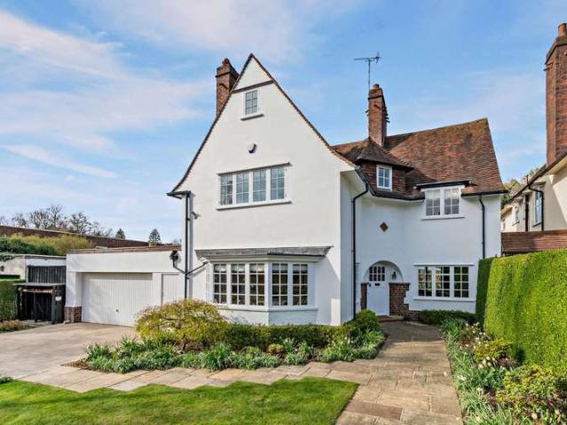 Farm for sale in Oadby, Leicestershire