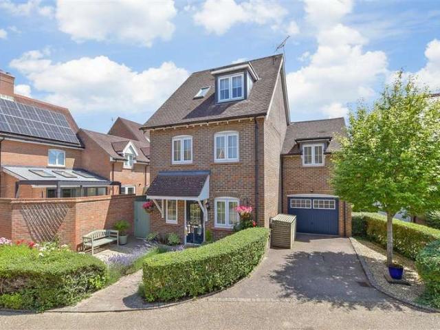Farm for sale in Wickhurst Green, Horsham