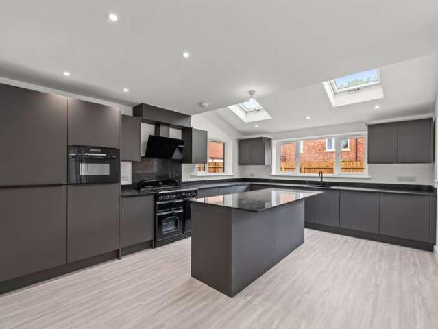 Farm for sale in Costhorpe, East Midlands