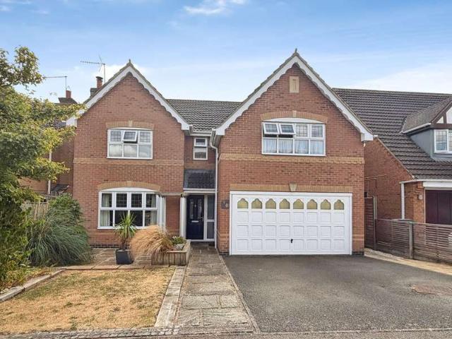 Farm for sale in Wootton, Northamptonshire