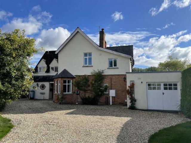 Farm for sale in Fossebridge, Gloucestershire