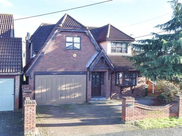 Farm for sale in Bowers Gifford and North Benfleet, Bowers Gifford