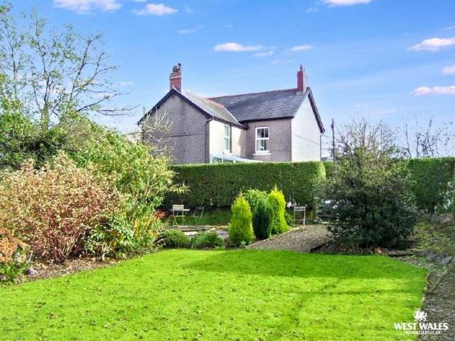 Farm for sale in Llanwinio, Blaenwaun