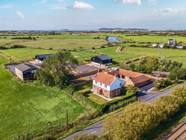 Farm for sale in Batch, Lympsham