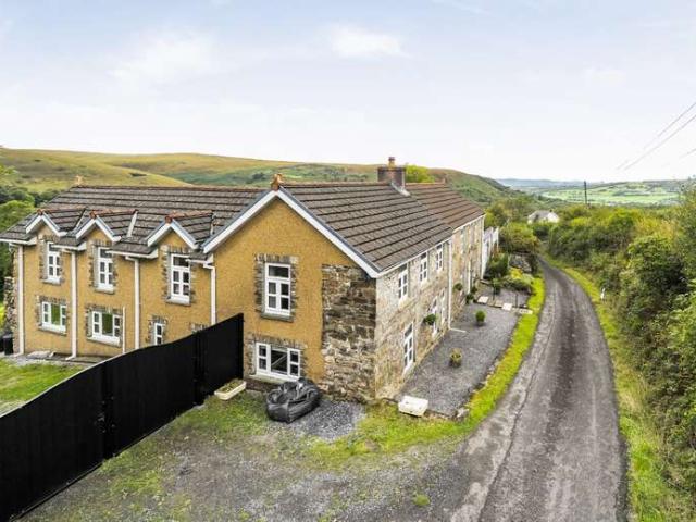 Farm for sale in Cwmamman, Glanaman