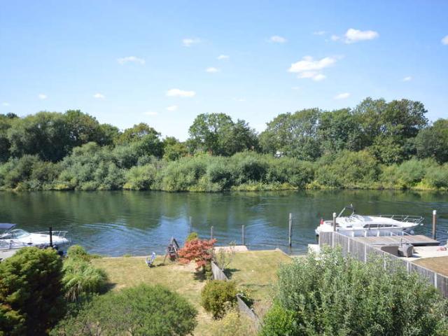 Farm for sale in Lower Halliford