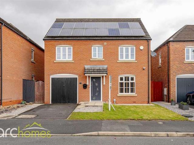 Farm for sale in Howe Bridge, Wigan