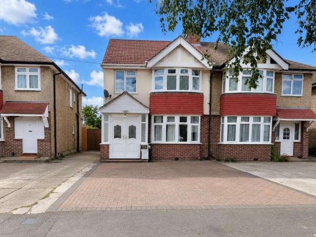 Farm for sale in Hayes, Greater London