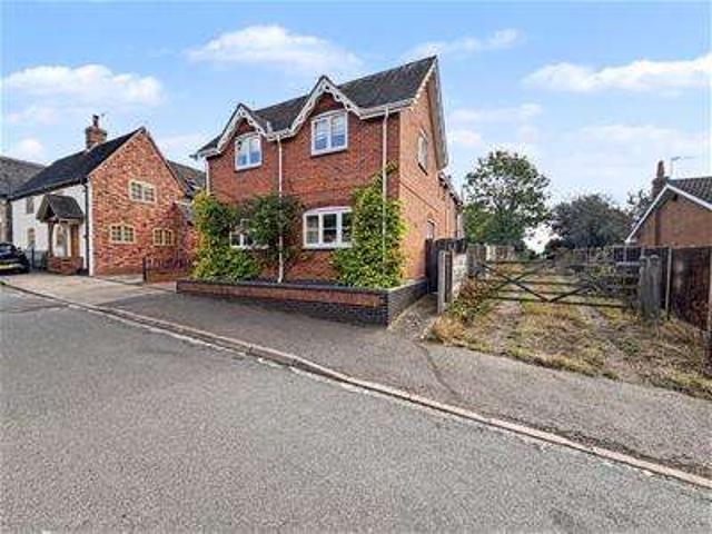 Farm for sale in New Bilton, Warwickshire