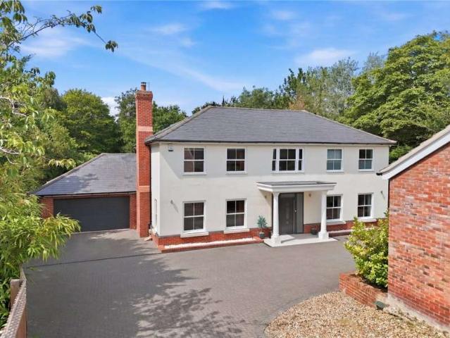 Farm for sale in Duton Hill, Essex