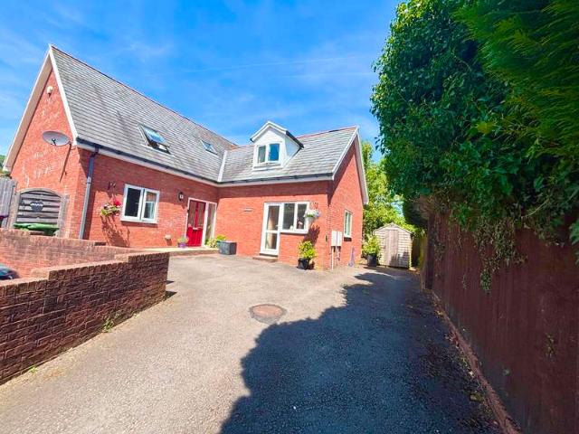 Farm for sale in Fairwater, Wales
