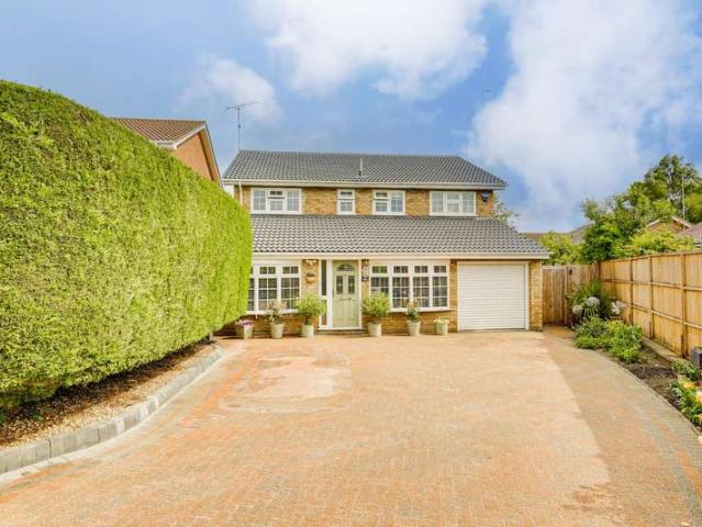 Farm for sale in Leighton-Linslade, Leighton Buzzard