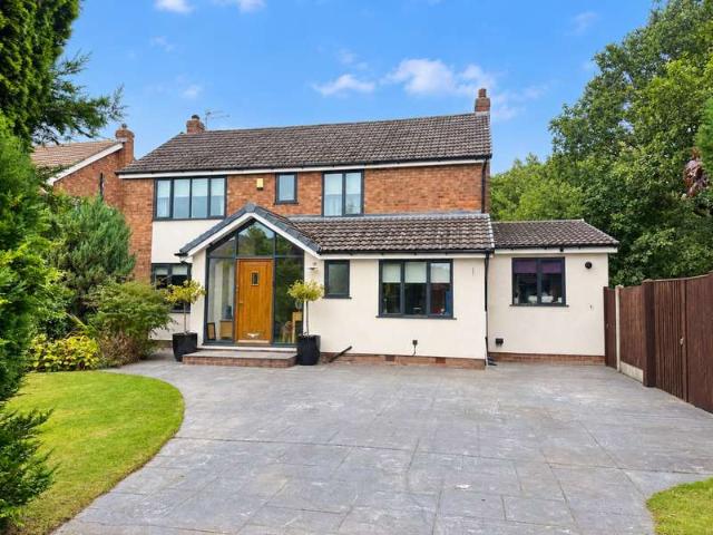 Farm for sale in Croft, Warrington