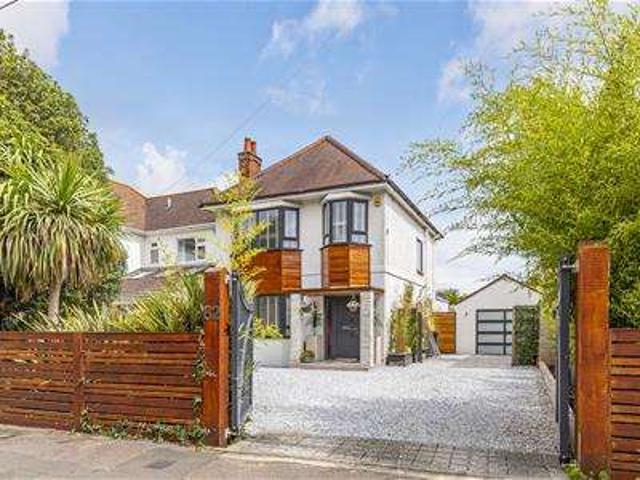 Farm for sale in Throop, Bournemouth