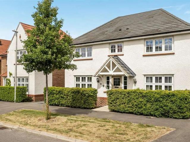 Farm for sale in Finchampstead