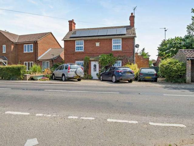 Farm for sale in Gosberton Clough, Lincolnshire