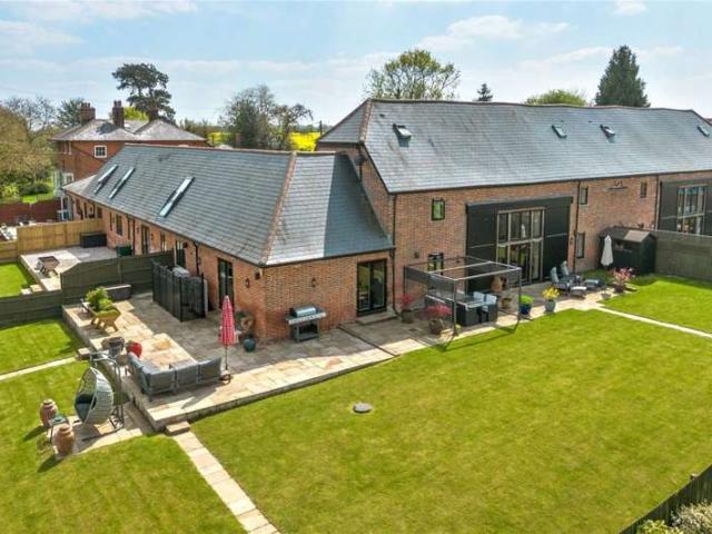 Farm for sale in Duton Hill, Essex