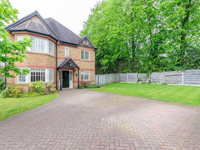 Farm for sale in Appleton, Warrington