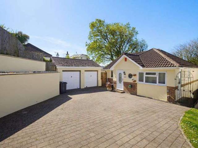 Farm for sale in Mount Wise