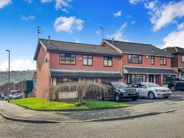 Farm for rent in Burnedge, Greater Manchester