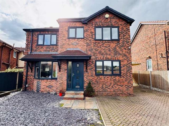 Farm for sale in Wrenthorpe, West Yorkshire