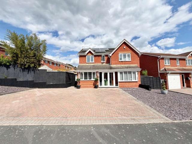 Farm for sale in Brierley Hill, West Midlands