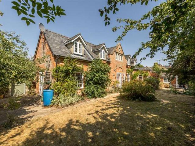 Farm for sale in Tackley, West Oxfordshire