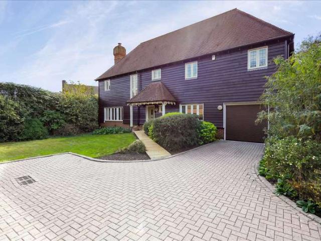 Farm for sale in Headcorn, Maidstone