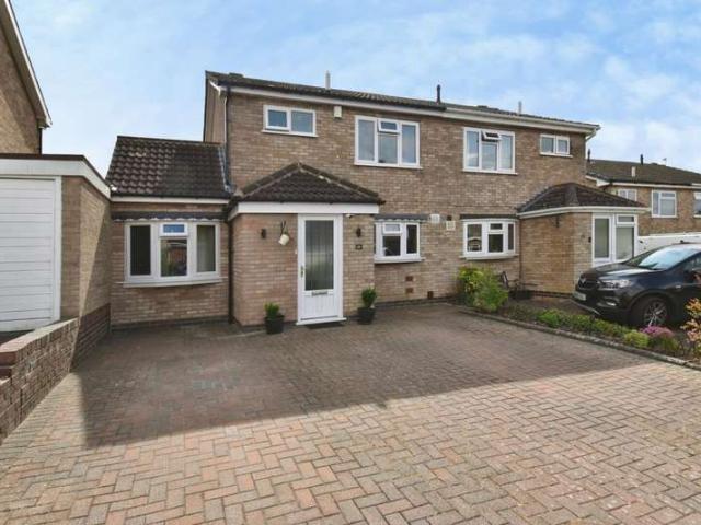 Farm for sale in Wigston Magna, Leicestershire