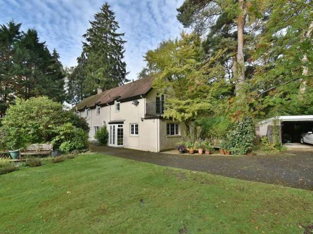 Farm for sale in Tricketts Cross, Ferndown