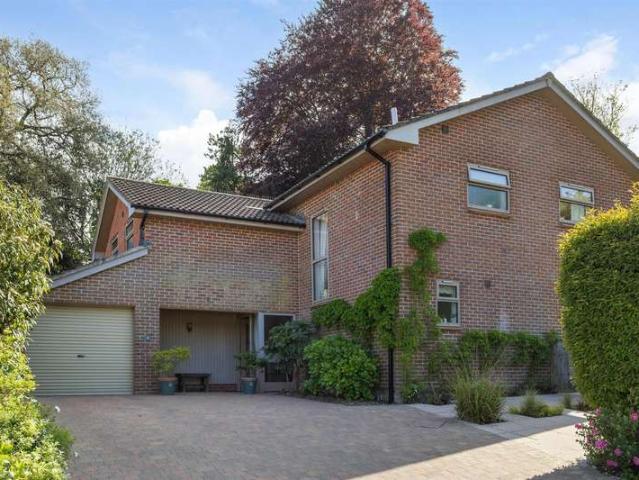 Farm for sale in Fordington